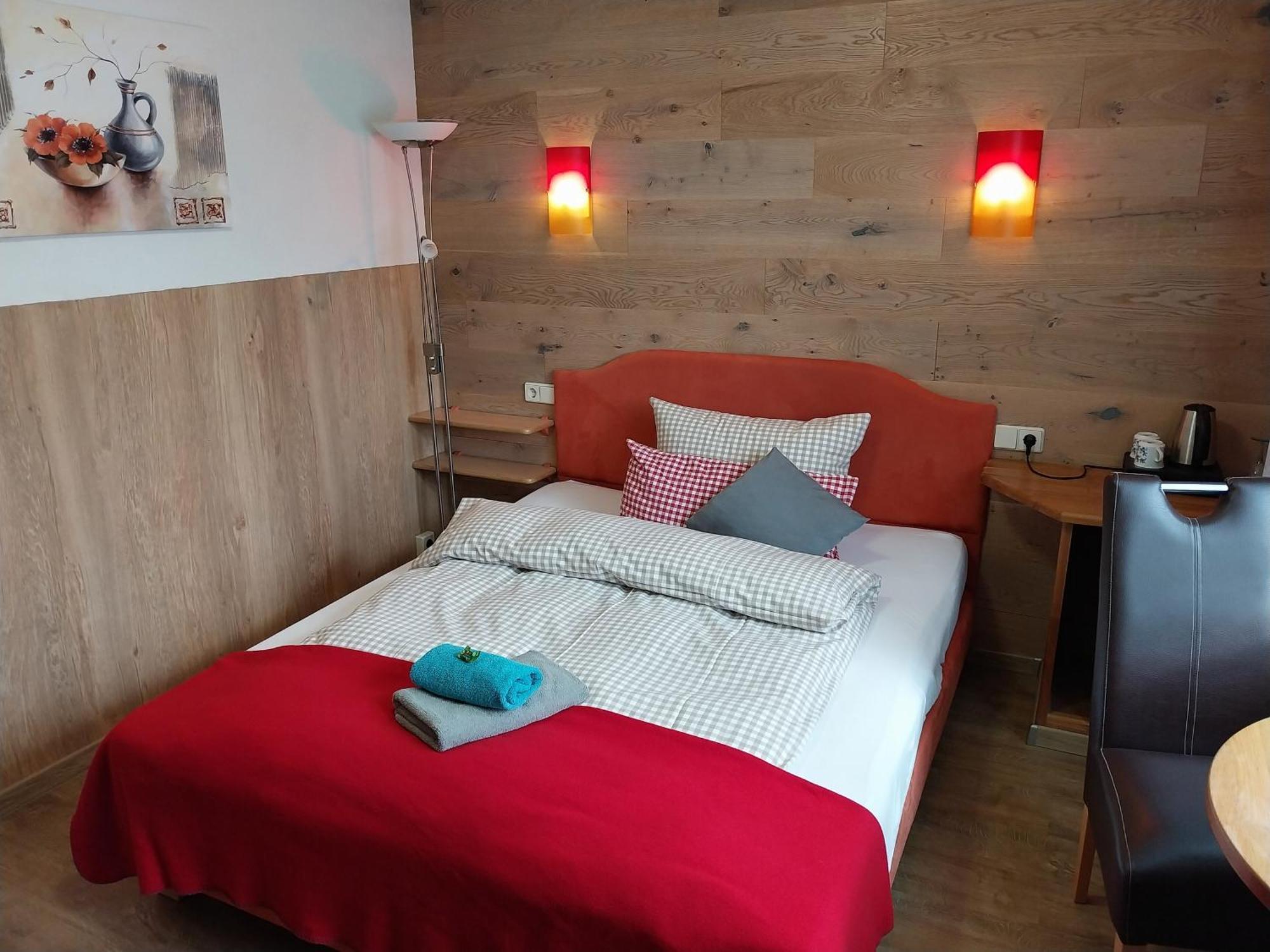 Landhotel Waldschloesschen Mit Gaststube Sohland an der Spree Eksteriør bilde