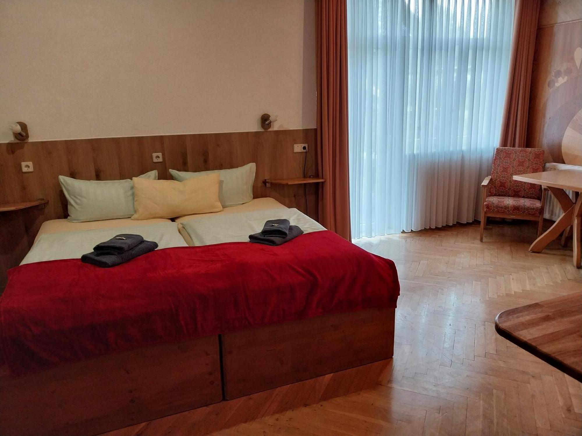 Landhotel Waldschloesschen Mit Gaststube Sohland an der Spree Eksteriør bilde