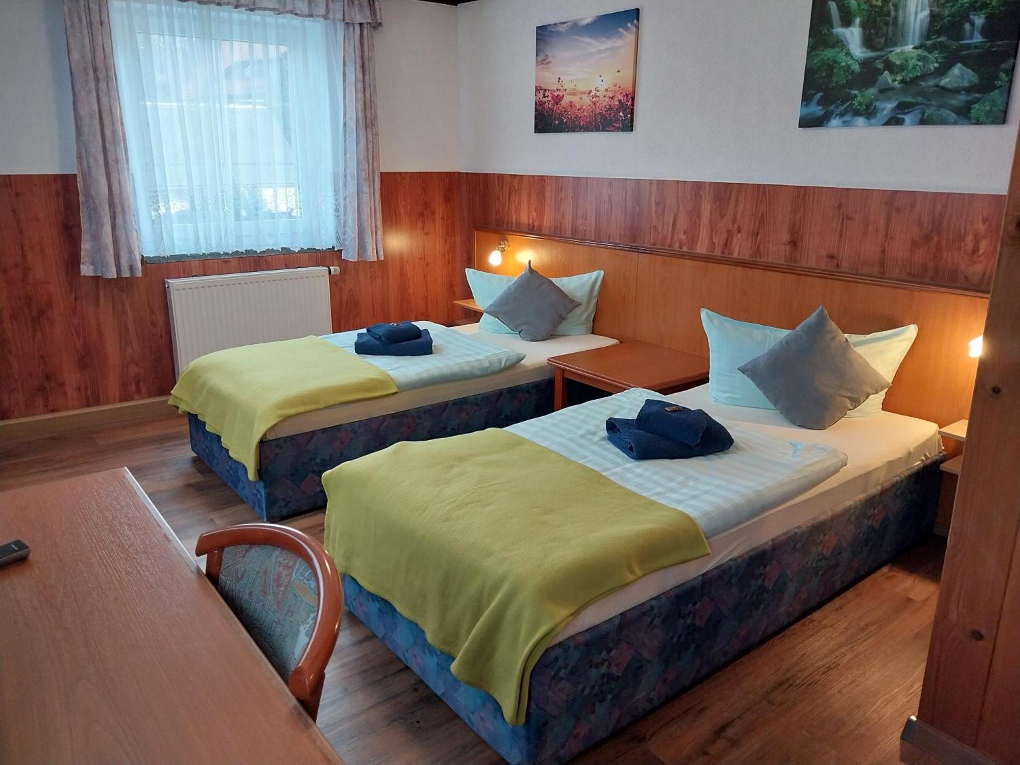 Landhotel Waldschloesschen Mit Gaststube Sohland an der Spree Eksteriør bilde